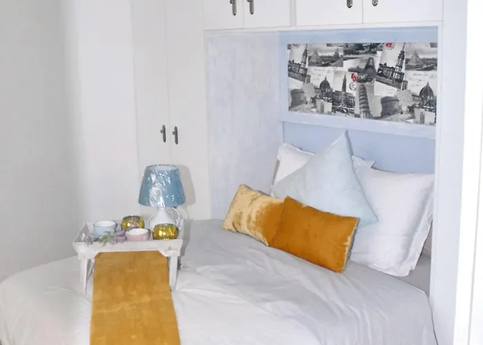 Bright In + Balcony Sitges